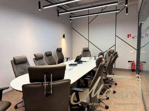 комерційна за адресою Сім'ї Прахових вул. (Гайдара), 58