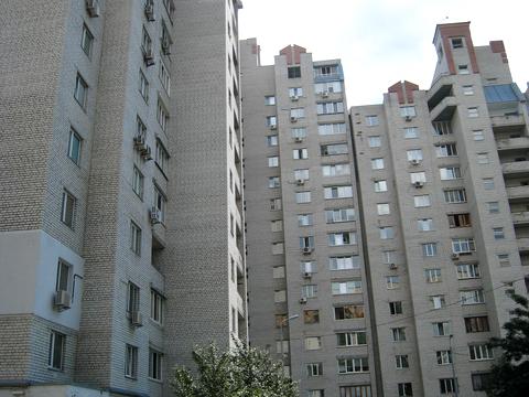 квартира по адресу Андрея Верхогляда ул. (Михайла Драгомирова), 4