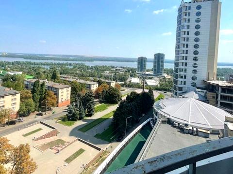 квартира по адресу Дмитрия Яворницкого просп. (Карла Маркса), 5