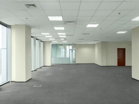 комерційна за адресою Миколи Амосова вул., 12