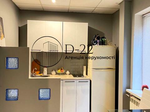 квартира за адресою Ревуцького вул., 7