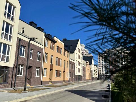 паркомісце за адресою В'ячеслава Чорновола вул., 17