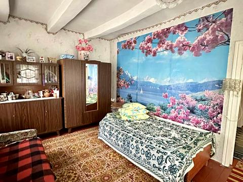 будинок за адресою смт. Рокитне, Червона Січ