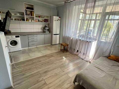 квартира за адресою Миколи Зерова вул., 13А