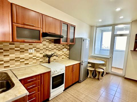 квартира за адресою Драгоманова вул., 2