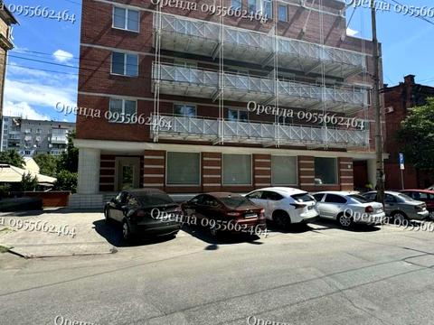 комерційна за адресою Соборна пл. (Жовтнева), 7-Б