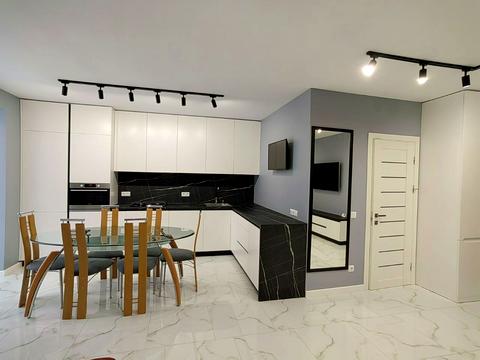 квартира по адресу Черновола ул., 1