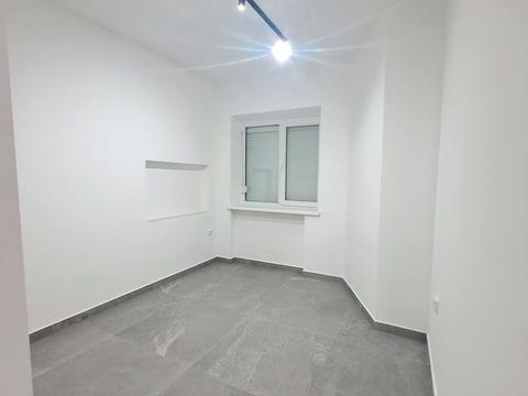 коммерческая по адресу Джохара Дудаева ул., 1