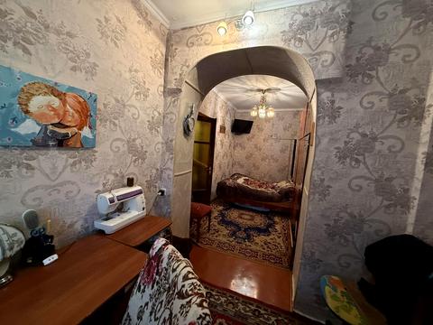 будинок за адресою Захисників Неба вул. (Тімірязєва), 11