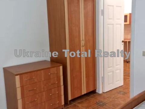 квартира за адресою Набережно-Хрещатицька вул., 7-Б