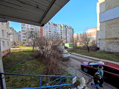 комерційна за адресою 24 Серпня вул., 3