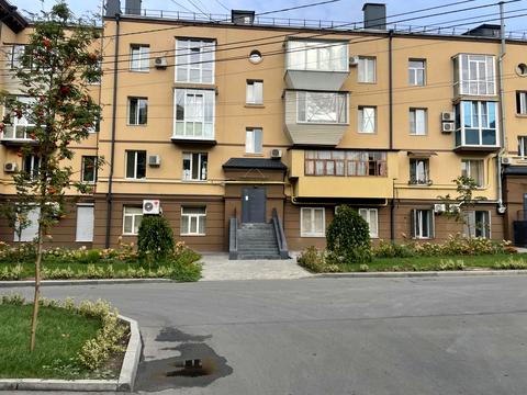 квартира за адресою Сталеварів вул., 11