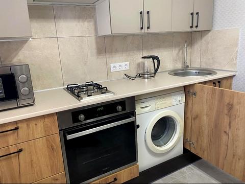 квартира за адресою Будівельників вул., 1