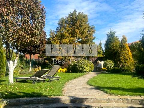 дом по адресу Віноградна