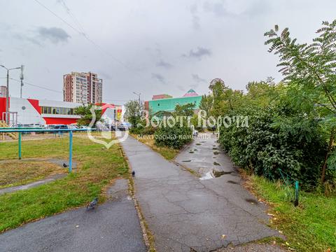 комерційна за адресою Йорданська вул. (Лайоша Гавро), 17б