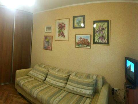 квартира за адресою Академіка Глушкова просп., 24