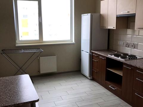 квартира за адресою Академіка Сахарова вул., 3