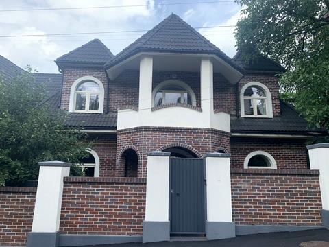 будинок за адресою Павла Загребельного вул. (Миколи Раєвського), 11а