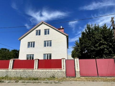 комерційна за адресою Захисників України, 6