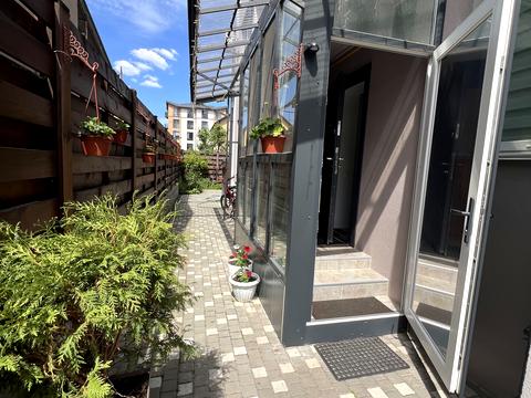 квартира по адресу Вишнёвая ул., 16