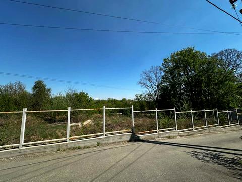 ділянка за адресою с. Лісники, Молодіжний