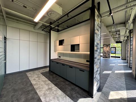 комерційна за адресою Київ, Академіка Книшова вул. (Амурська), 6