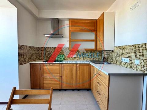 квартира за адресою Райдужна вул., 37