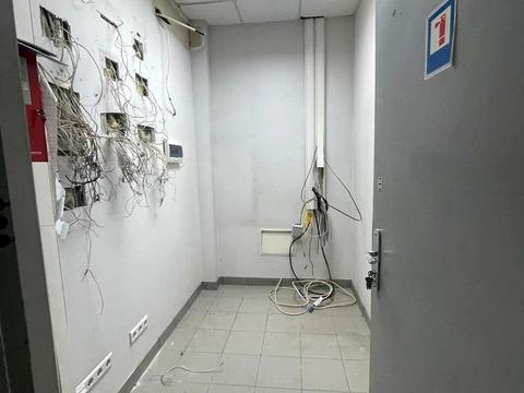 коммерческая по адресу Дмитрия Яворницкого просп. (Карла Маркса), 27