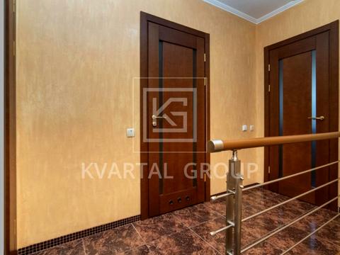 будинок за адресою Літературна, 4Б