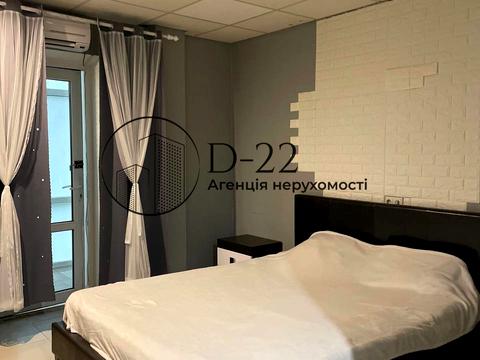 квартира за адресою Ревуцького вул., 7