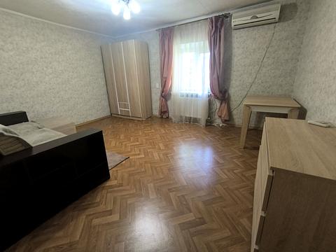 квартира за адресою Одеса, Богдана Хмельницького вул., 53
