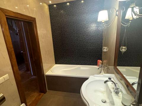 квартира за адресою Андрея Шептицького вул., 65