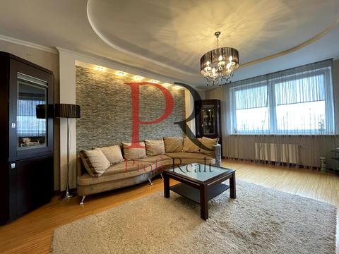 квартира за адресою Раїси Окіпної вул., 10-Б