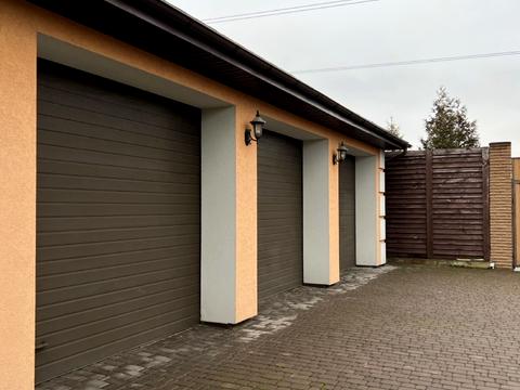 будинок за адресою Валова вул.