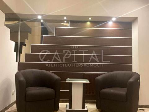 комерційна за адресою Січових Стрільців вул. (Артема), 50