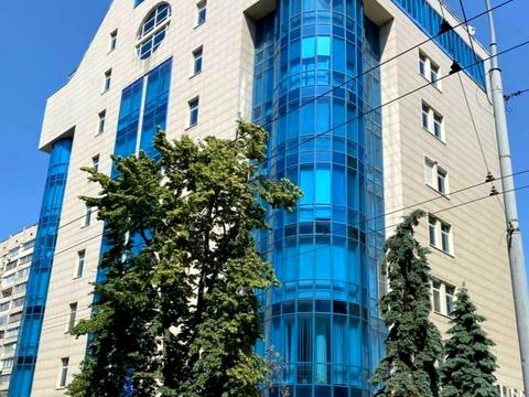 комерційна за адресою Князів Острозьких вул. (Московська), 8-Б