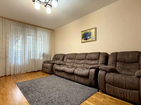 квартира по адресу Салютная ул., 1-Б