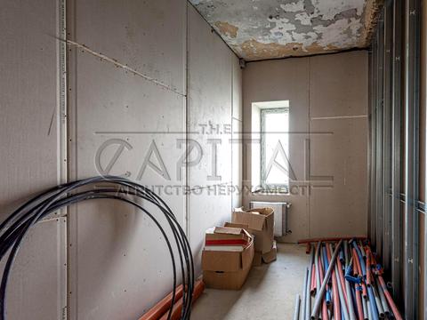 комерційна за адресою Полкова вул., 76