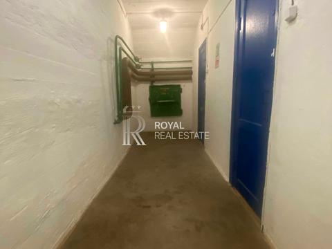 комерційна за адресою Почайнинська вул., 38