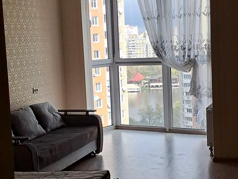 квартира по адресу Драгоманова ул., 2