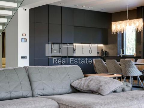 будинок за адресою Князя Святослава