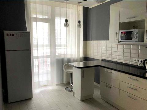 квартира по адресу Драгоманова ул., 2-Б