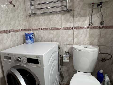 квартира за адресою Дегтярівська вул., 10