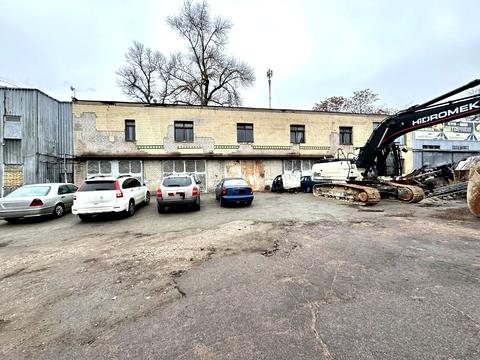 комерційна за адресою Миколи Хвильового вул. (Леніногорська), 125