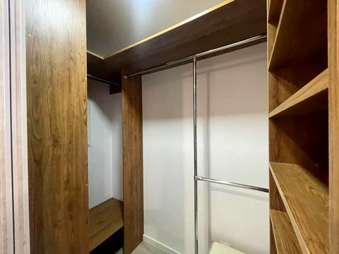 будинок за адресою Комерційна, 22а