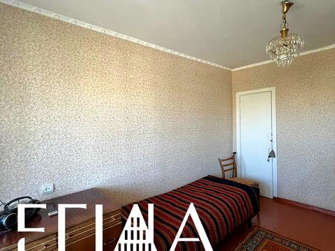 квартира за адресою Соборна вул. (50 років Жовтня), 18