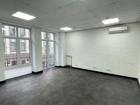 коммерческая по адресу Воздвиженская ул., 43