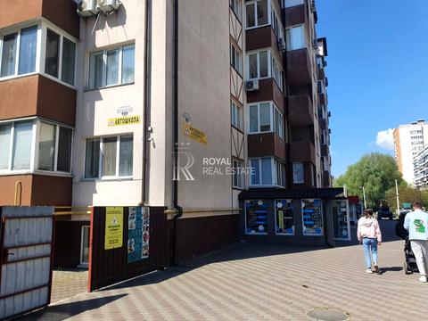 комерційна за адресою Київська вул., 17