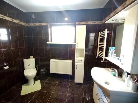 будинок за адресою Центральна, 56
