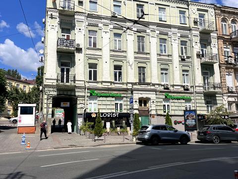 комерційна за адресою Шота Руставелі вул., 24